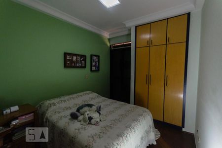 Apartamento à venda com 120m², 3 quartos e 2 vagas Apartamento à venda com 120m², 3 quartos e 2 vagasQuarto 1