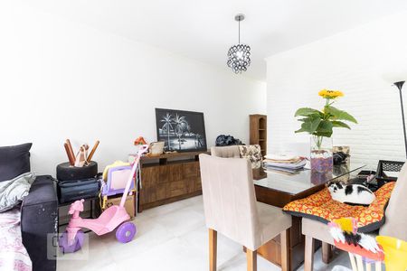 Sala de apartamento para alugar com 2 quartos, 65m² em Jardim Santa Cruz (sacomã), São Paulo