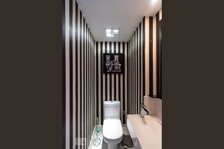 Lavabo de apartamento para alugar com 2 quartos, 70m² em Pinheiros, São Paulo