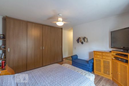 Casa à venda com 220m², 3 quartos e 3 vagas Casa à venda com 220m², 3 quartos e 3 vagasSuíte 2