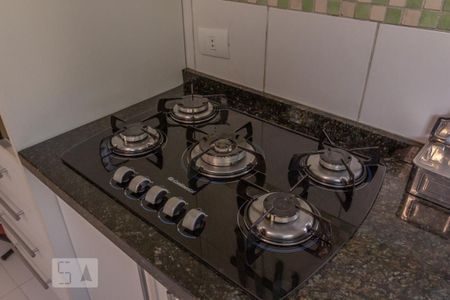 Casa à venda com 220m², 3 quartos e 3 vagas Casa à venda com 220m², 3 quartos e 3 vagasCozinha