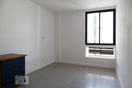 Apartamento para alugar com 106m², 3 quartos e 2 vagas Apartamento para alugar com 106m², 3 quartos e 2 vagasSuíte