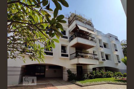 Apartamento para alugar com 106m², 3 quartos e 2 vagas Apartamento para alugar com 106m², 3 quartos e 2 vagasFachada do bloco