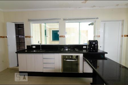 Casa à venda com 210m², 3 quartos e 2 vagas Casa à venda com 210m², 3 quartos e 2 vagasCozinha