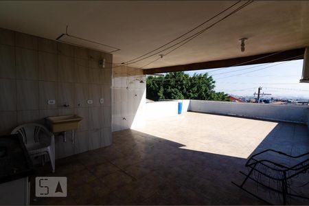 Casa à venda com 210m², 3 quartos e 2 vagas Casa à venda com 210m², 3 quartos e 2 vagasArea externa