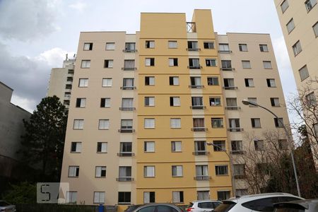 Apartamento para alugar com 49m², 2 quartos e 1 vagaFachada do bloco