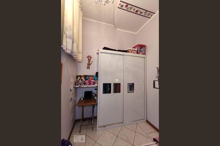 Casa à venda com 180m², 3 quartos e 2 vagas Casa à venda com 180m², 3 quartos e 2 vagasQuarto 2