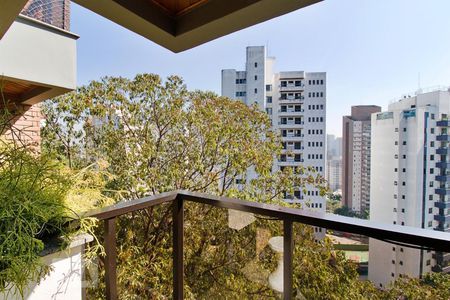 Apartamento para alugar com 197m², 4 quartos e 3 vagasVaranda da Suíte 1