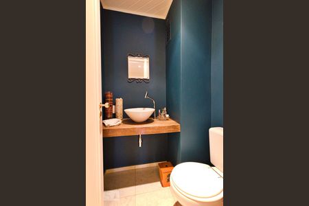 Apartamento para alugar com 197m², 4 quartos e 3 vagasLavabo