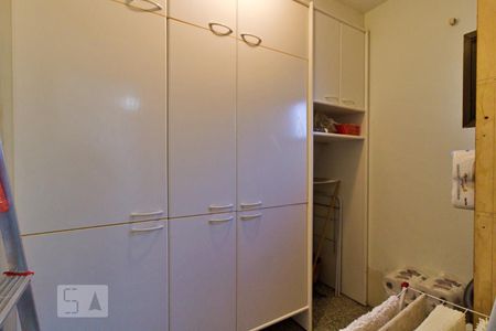 Apartamento para alugar com 197m², 4 quartos e 3 vagasQuarto de Serviço
