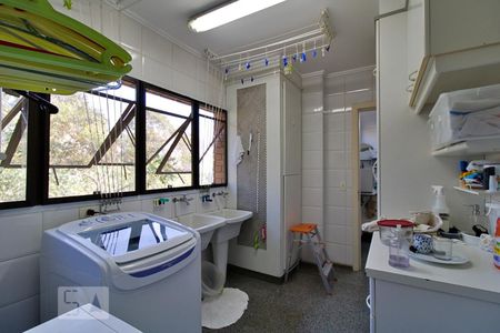 Apartamento para alugar com 197m², 4 quartos e 3 vagasÁrea de Serviço