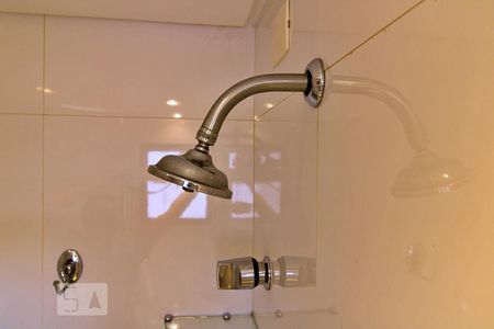 Apartamento para alugar com 197m², 4 quartos e 3 vagasBanheiro da Suíte 2