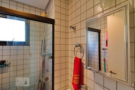 Apartamento para alugar com 197m², 4 quartos e 3 vagasBanheiro de Serviço