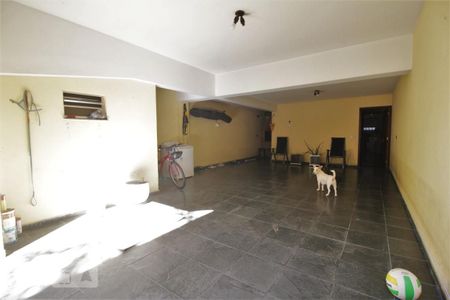 Casa à venda com 205m², 4 quartos e 3 vagasGaragem