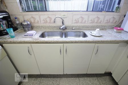 Casa à venda com 205m², 4 quartos e 3 vagasPia