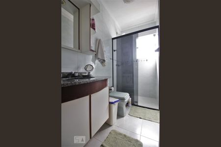 Casa à venda com 205m², 4 quartos e 3 vagasBanheiro da suíte 3