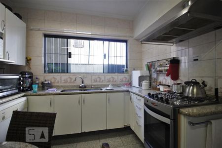 Casa à venda com 205m², 4 quartos e 3 vagasCozinha