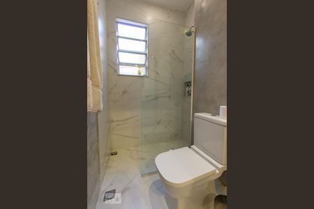 Apartamento para alugar com 90m², 3 quartos e sem vaga Apartamento para alugar com 90m², 3 quartos e sem vagaBanheiro Suite