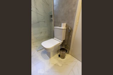 Apartamento para alugar com 90m², 3 quartos e sem vaga Apartamento para alugar com 90m², 3 quartos e sem vagaBanheiro Suite