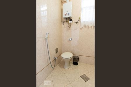 Apartamento para alugar com 90m², 3 quartos e sem vaga Apartamento para alugar com 90m², 3 quartos e sem vagaBanheiro Corredor