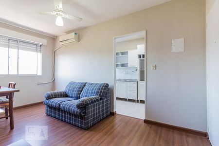 Sala de apartamento para alugar com 1 quarto, 44m² em Santa Tereza, Porto Alegre
