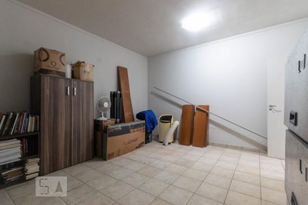 Casa à venda com 450m², 4 quartos e 4 vagas Casa à venda com 450m², 4 quartos e 4 vagasDepósito 1