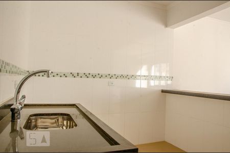 Casa à venda com 105m², 2 quartos e 2 vagas Casa à venda com 105m², 2 quartos e 2 vagasCozinha