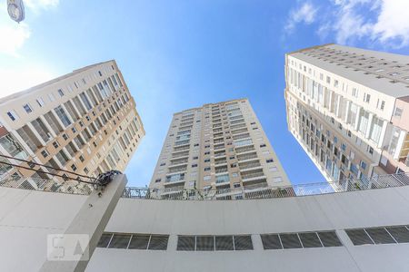 Apartamento à venda com 55m², 2 quartos e 1 vaga Apartamento à venda com 55m², 2 quartos e 1 vagaFachada