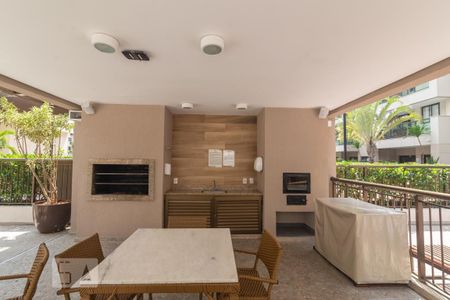 Apartamento à venda com 70m², 3 quartos e 1 vaga Apartamento à venda com 70m², 3 quartos e 1 vagaÁrea Comum - Churrasqueira