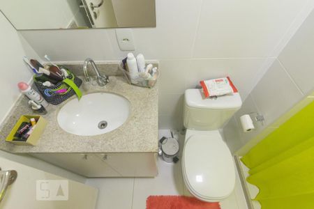 Apartamento à venda com 70m², 3 quartos e 1 vaga Apartamento à venda com 70m², 3 quartos e 1 vagaBanheiro da Suíte