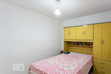 Casa à venda com 250m², 5 quartos e 2 vagas Casa à venda com 250m², 5 quartos e 2 vagasQuarto