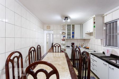 Casa à venda com 250m², 5 quartos e 2 vagas Casa à venda com 250m², 5 quartos e 2 vagasCozinha