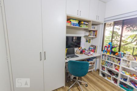 Apartamento à venda com 110m², 3 quartos e 2 vagasQuarto 1