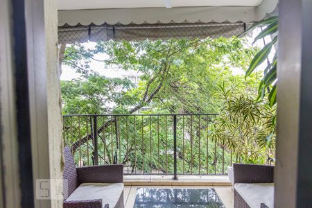 Apartamento à venda com 110m², 3 quartos e 2 vagasQuarto 1 Vista