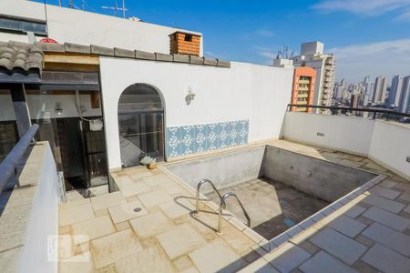 Apartamento à venda com 250m², 4 quartos e 2 vagasPiscina