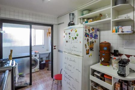 Cozinha de apartamento à venda com 4 quartos, 250m² em Vila Gumercindo, São Paulo