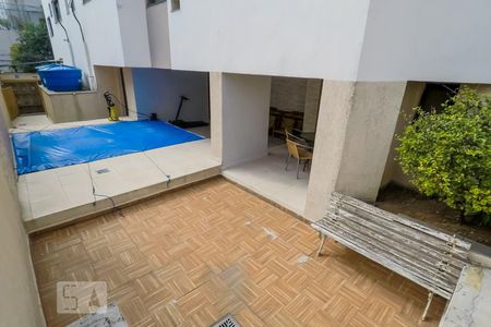 Apartamento à venda com 250m², 4 quartos e 2 vagasÁrea comum - Piscina