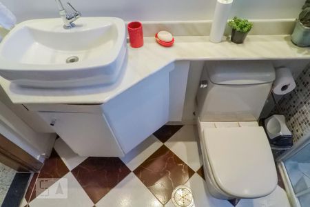 Apartamento à venda com 250m², 4 quartos e 2 vagasBanheiro