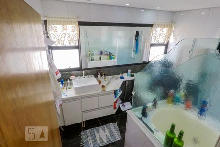 Apartamento à venda com 250m², 4 quartos e 2 vagasQuarto 4 - suite master piso suprior