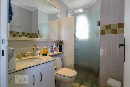 Apartamento à venda com 250m², 4 quartos e 2 vagasQuarto 1 -  suite piso inferior