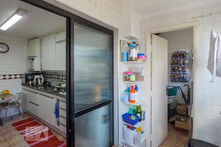 Apartamento à venda com 250m², 4 quartos e 2 vagasCozinha