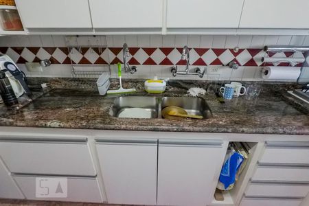 Cozinha de apartamento à venda com 4 quartos, 250m² em Vila Gumercindo, São Paulo