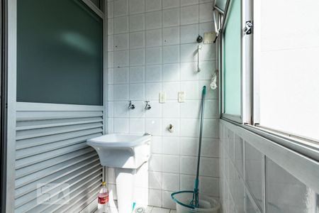 Apartamento à venda com 74m², 2 quartos e 1 vaga Apartamento à venda com 74m², 2 quartos e 1 vagaÁrea de serviço