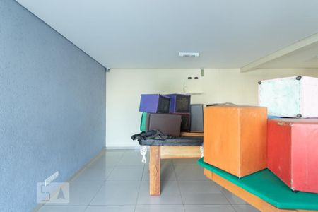 Apartamento à venda com 74m², 2 quartos e 1 vaga Apartamento à venda com 74m², 2 quartos e 1 vagaSala de jogos
