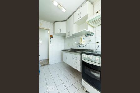 Apartamento à venda com 74m², 2 quartos e 1 vaga Apartamento à venda com 74m², 2 quartos e 1 vagaCozinha