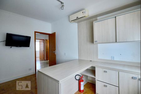 Quarto 2 de casa à venda com 4 quartos, 180m² em Perdizes, São Paulo