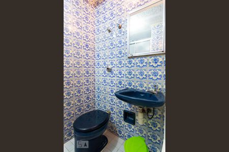 Apartamento à venda com 64m², 2 quartos e sem vaga Apartamento à venda com 64m², 2 quartos e sem vagaBanheiro