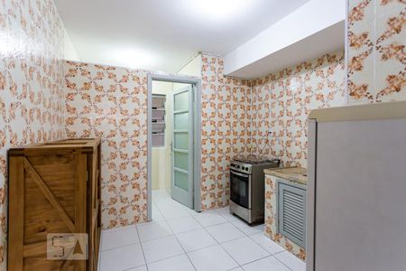 Apartamento à venda com 64m², 2 quartos e sem vaga Apartamento à venda com 64m², 2 quartos e sem vagaCozinha