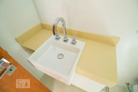 Casa à venda com 250m², 3 quartos e 5 vagas Casa à venda com 250m², 3 quartos e 5 vagasBanheiro da Suíte 3