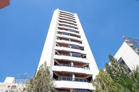 Studio para alugar com 33m², 1 quarto e 1 vaga Studio para alugar com 33m², 1 quarto e 1 vagaFachada